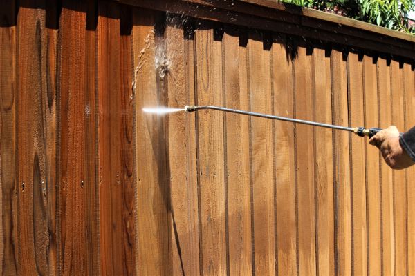 Cost of Fence Cleaning in Naperville