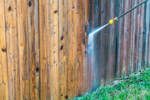 Cost of Fence Washing in Naperville