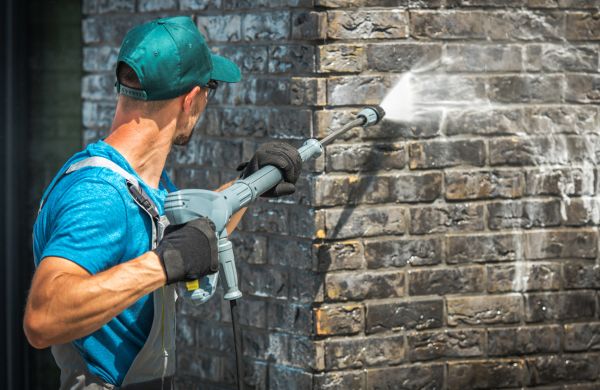Commercial Building Washing in Naperville
