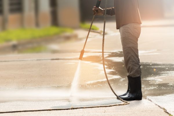 Residential Concrete Cleaning in Naperville