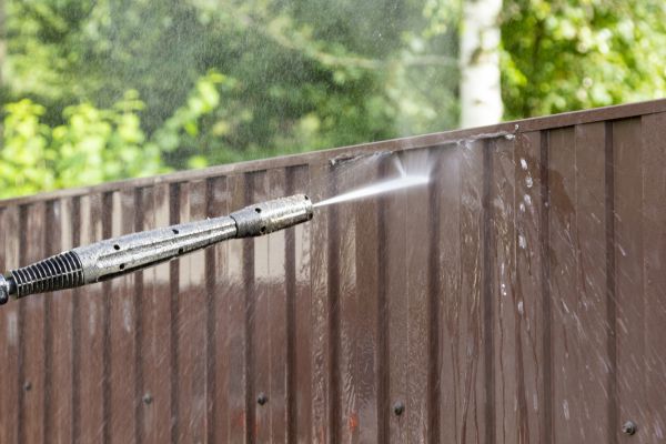 Cost of Vinyl Fence Cleaning in Naperville