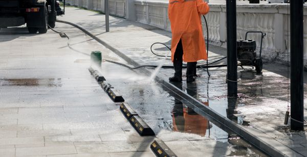 Parking Lot Pressure Washing in Naperville