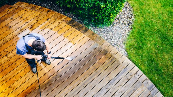Cost of Deck Pressure Cleaning in Naperville