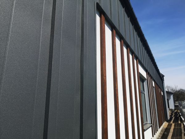 Aluminum Siding Power Washing in Naperville